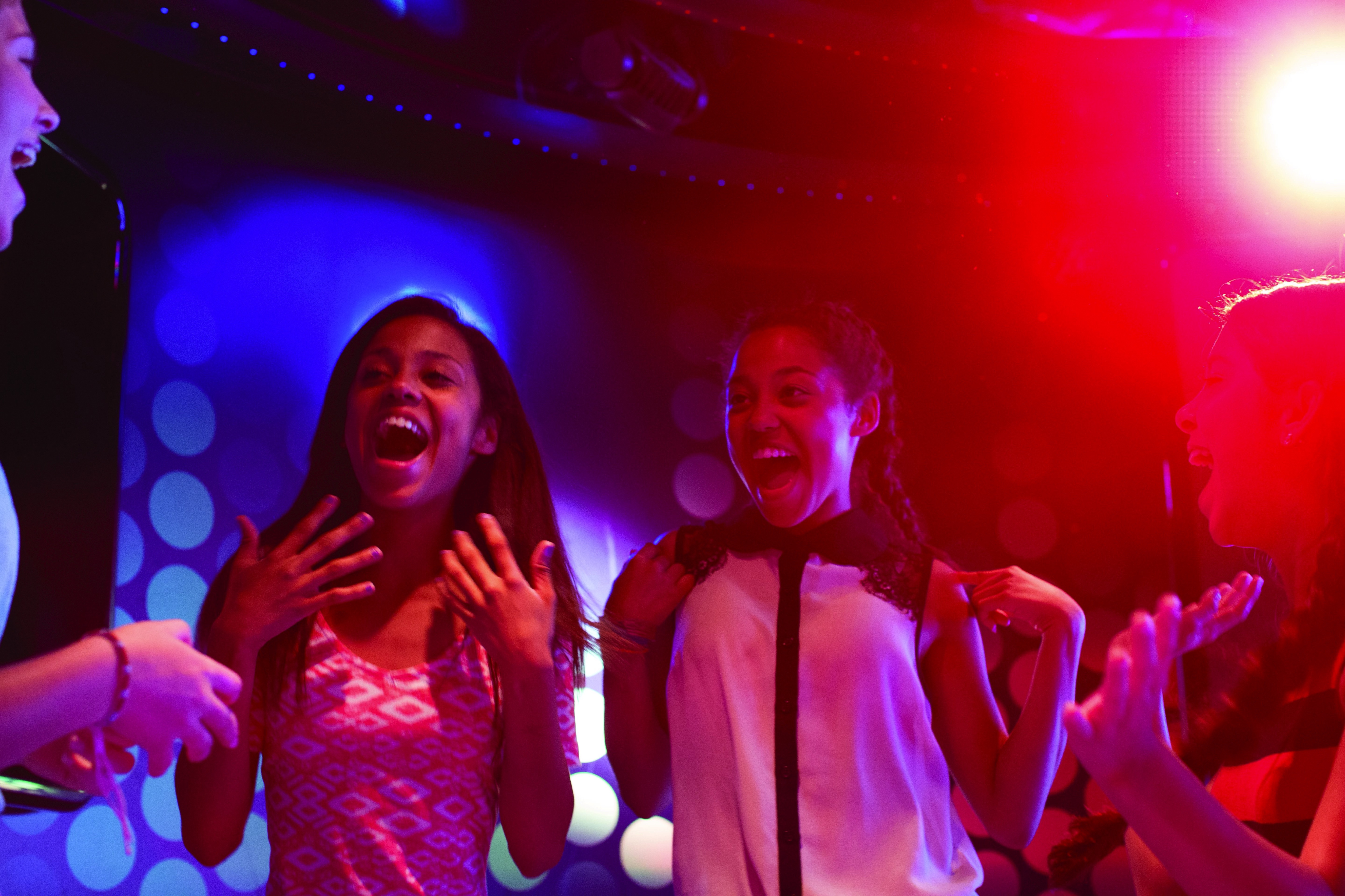 Norwegian Sun - Entourage